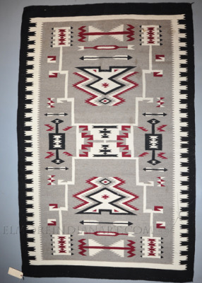 Navajo Storm Pattern Rug, c.1940s details Navajo Storm Pattern Rug, c.1940s